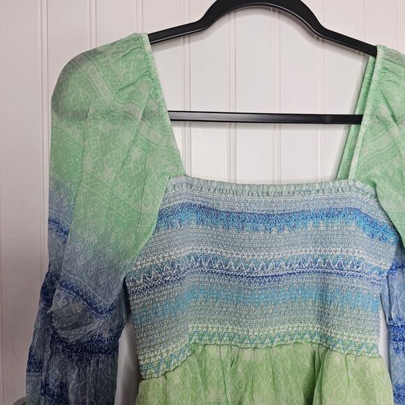 Hale Bob Women's Brittany Smocked Top Size Medium Smocked Vacation Green Blue - Picture 7 of 16